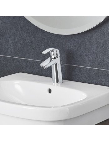 Змішувач для раковини M-розміру Grohe Eurosmart 23324001