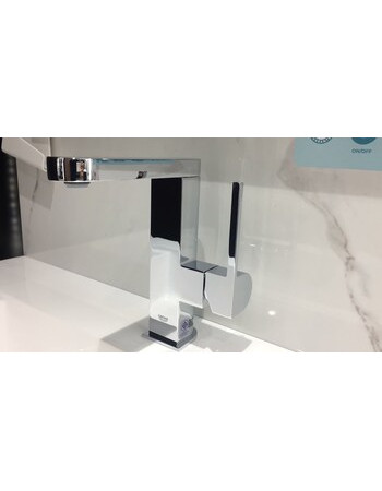 Змішувач для раковини M-розміру Grohe Plus 23871003