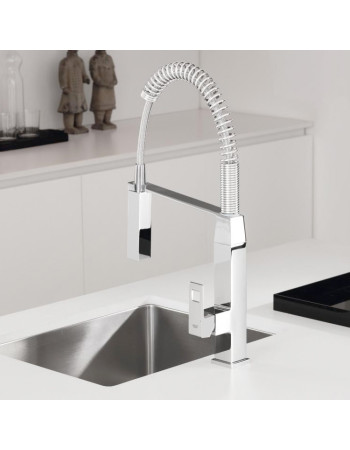 Змішувач для кухні з гнучким виливом Grohe Eurocube 31395000