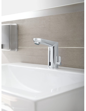 Змішувач для раковини з сенсорним керуванням Grohe Eurosmart CE 36327001